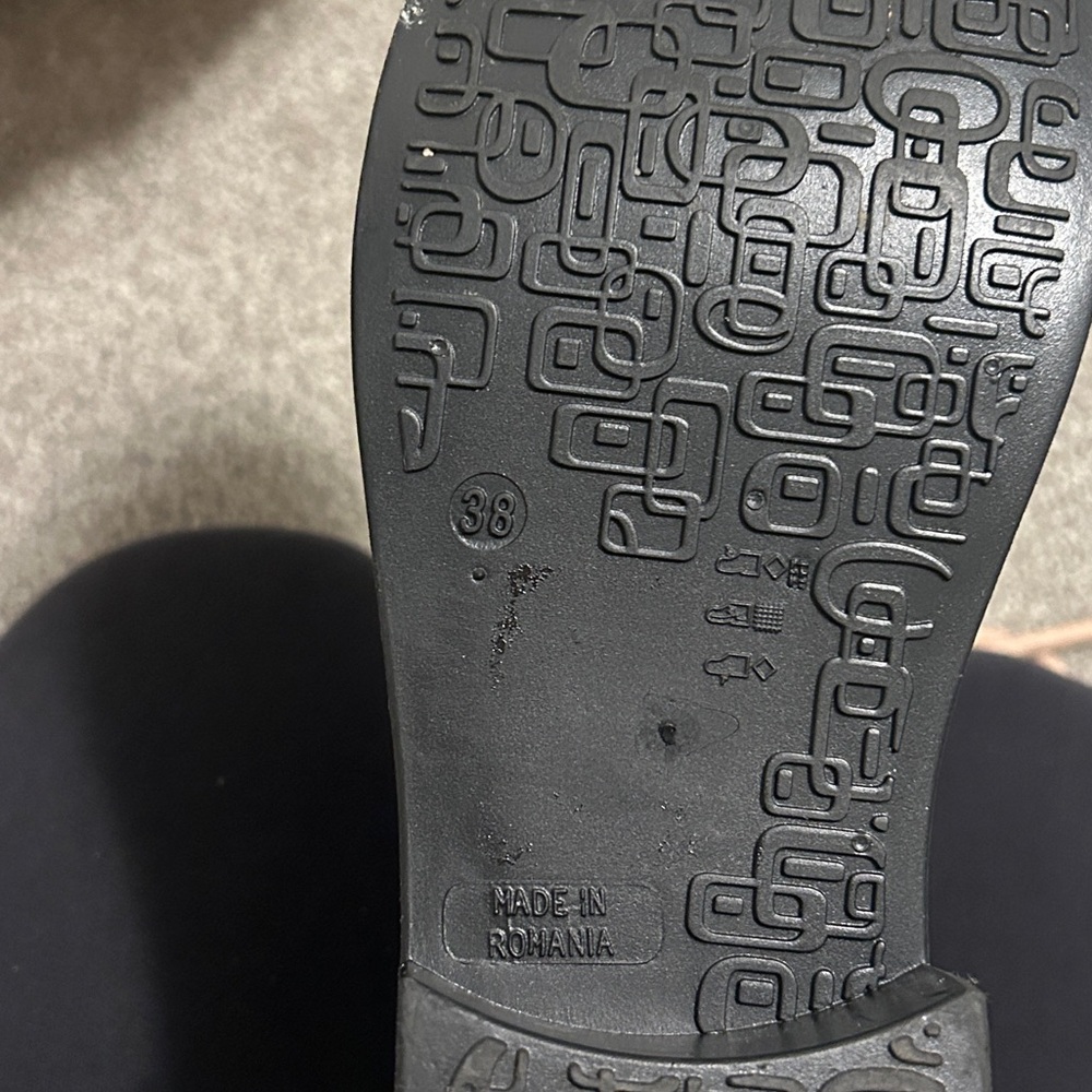 Matt & Nat ~ ROMINA WOMEN'S VEGAN Black RAIN BOOTS size 7 (EU 38) - Picture 8 of 9